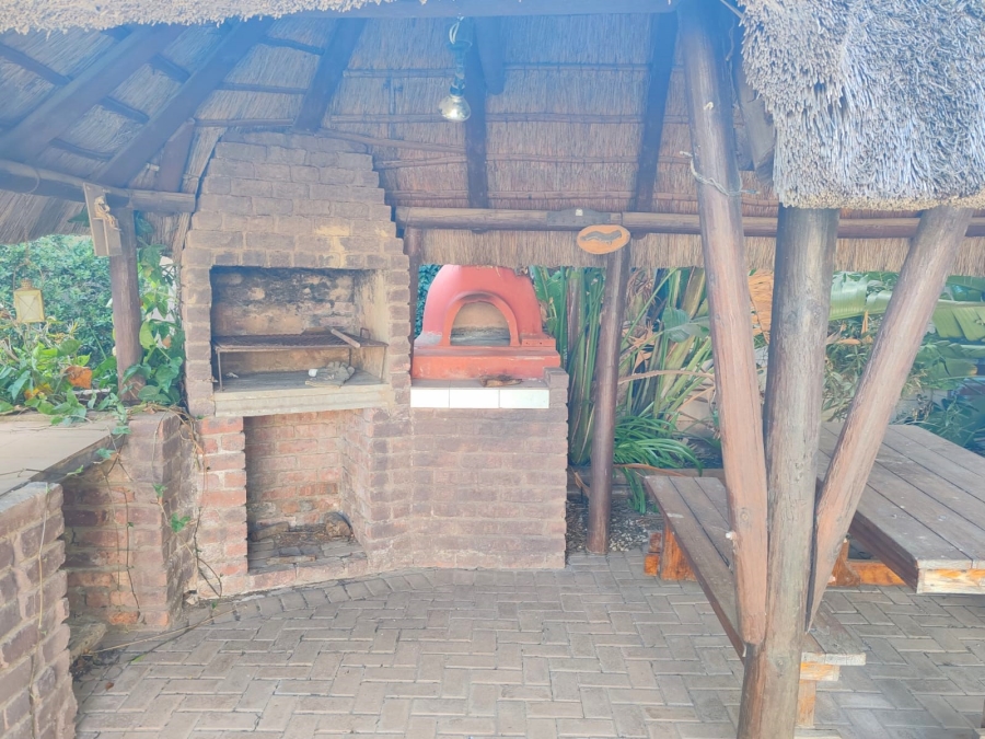 5 Bedroom Property for Sale in Bothasrus Eastern Cape